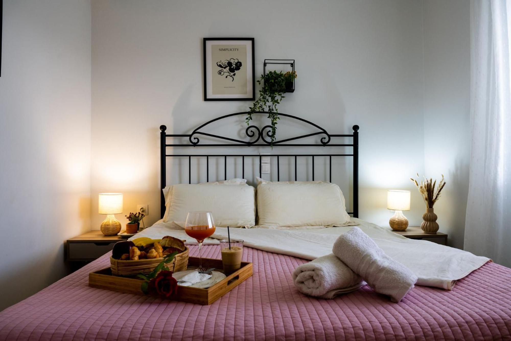 Tesys Studios And Apartments Лаганас Номер фото