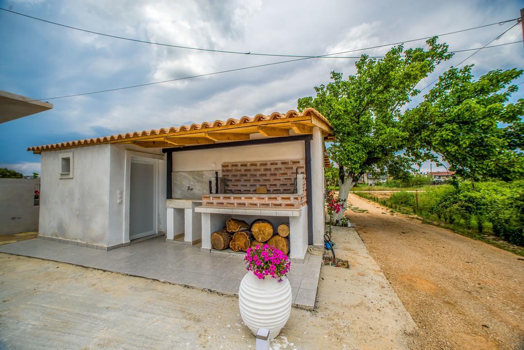 Tesys Studios And Apartments Лаганас Экстерьер фото